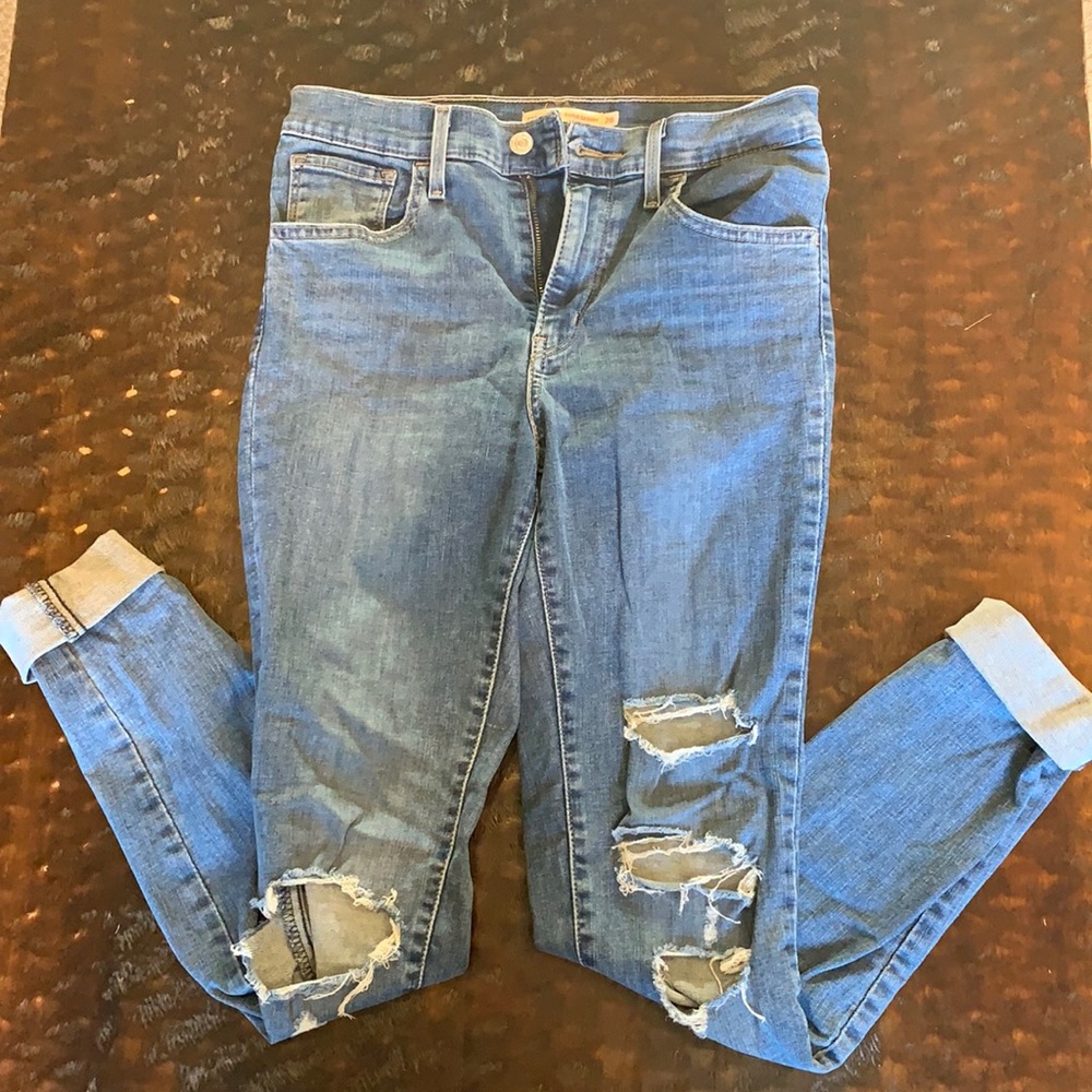 Levi’s 720 High rise, ripped, super skinny jeans